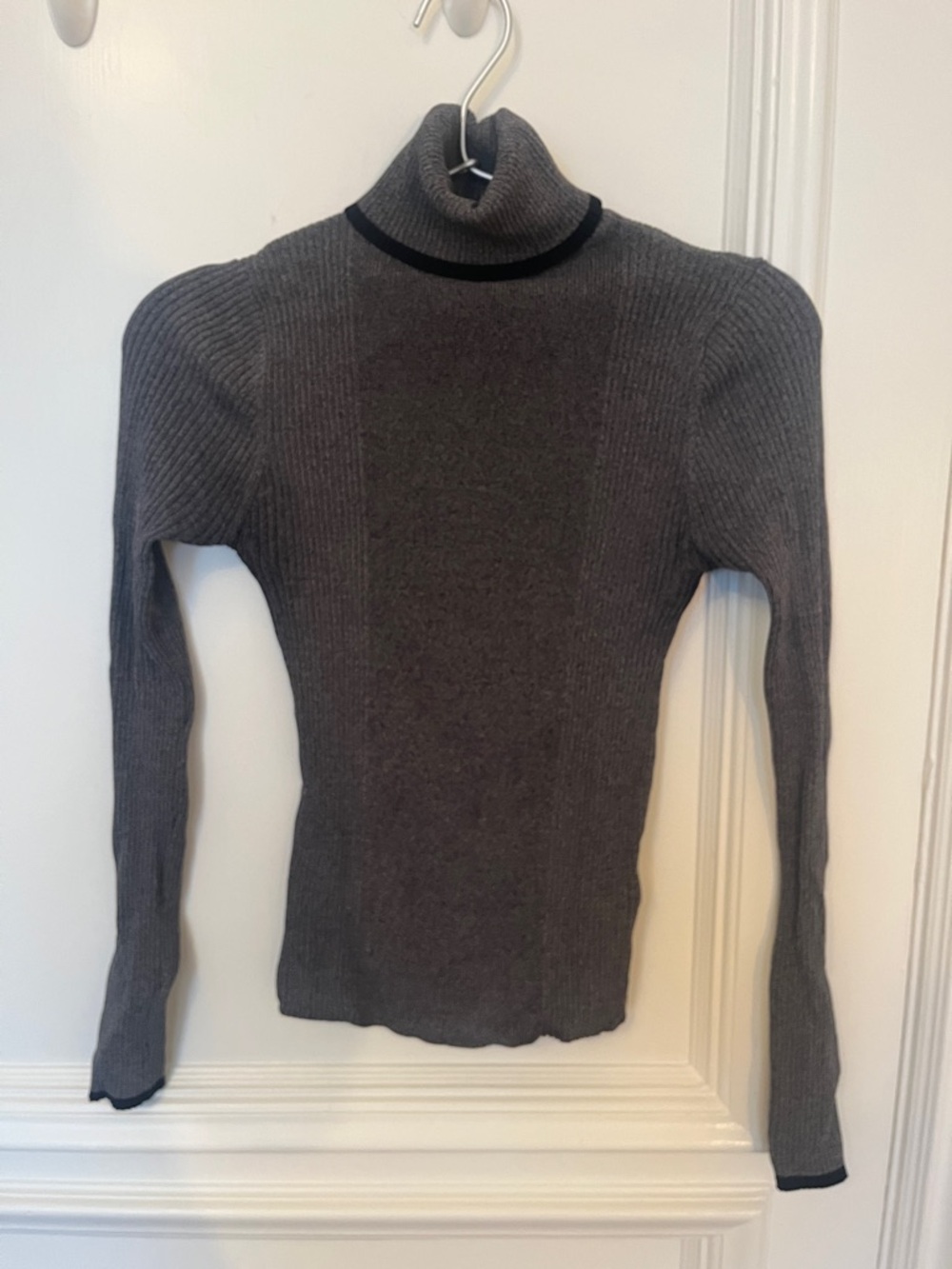 Topshop Gray Ribbed Turtleneck Sweater with Black Trim
